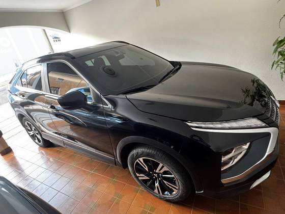 MITSUBISHI ECLIPSE CROSS 1.5 MIVEC TURBO GASOLINA HPE CVT MITSUBISHI ECLIPSE CROSS 1.5 MIVEC TURBO GASOLINA HPE CVT